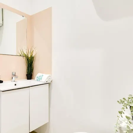 Le 30 - Hypercentral Hotel